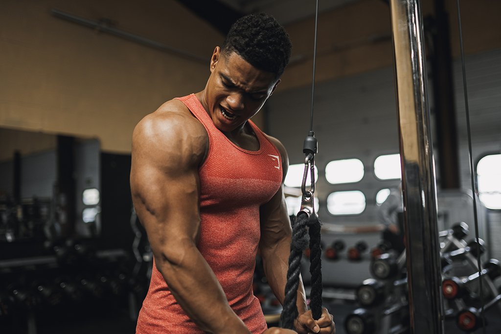 Gymshark's tweet image. Hard work beats talent when talent doesn't work hard. #TuesdayMotivation 

Gymshark.com