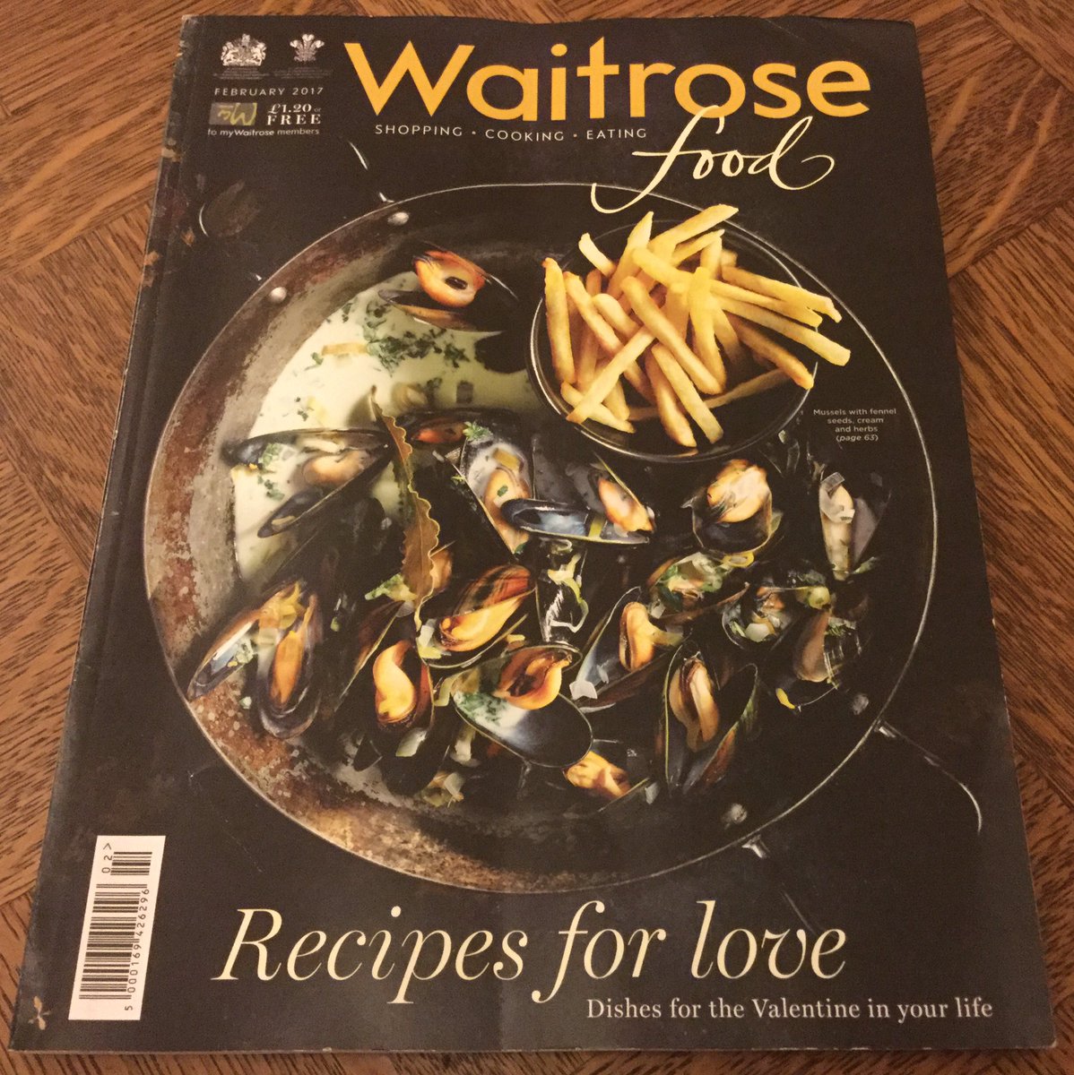 DorsetRachel's tweet photo. Arrive home to find that someone has dropped this through my letterbox:.  #valentines #recipesforlove https://t.co/RAFDx9UjKN