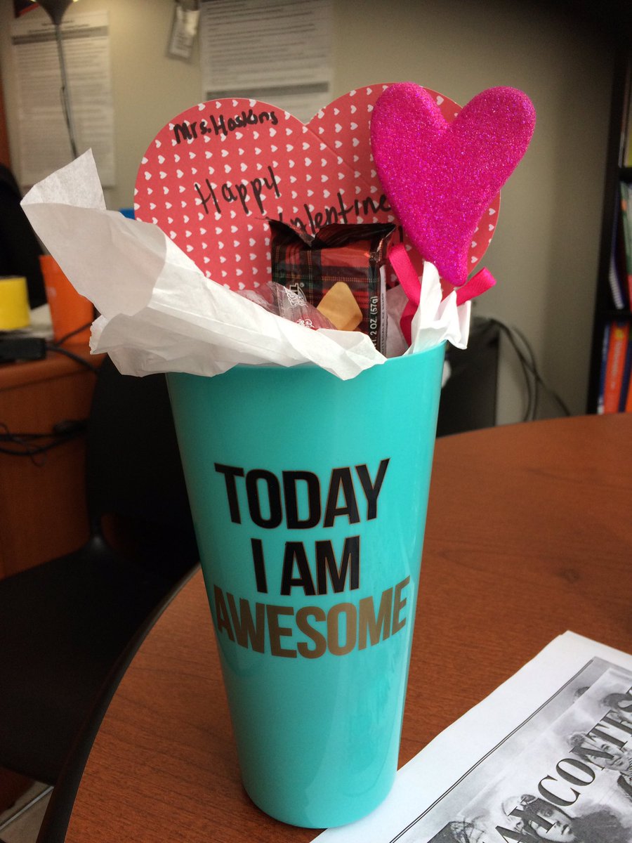 sherrijohn21's tweet photo. Thank you Mrs. Hoskins @APSForrestHill for #SELectkindness ...The Social Studies department β€ the π...@CrystalJanuary @dr_lmharris @SEL_APS https://t.co/DBrE1I6rVY