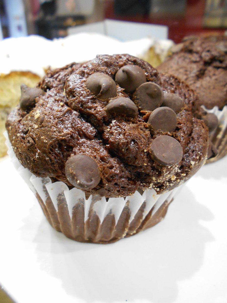 Need a love muffin? Look no further! #loveisintheair #happyvalentinesday #love