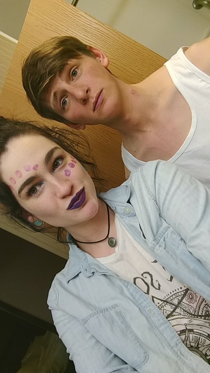 ItsJOmamma's tweet photo. My #ravebae. @lictour happy Valentine's day 😍💝 https://t.co/nF98eac3i0