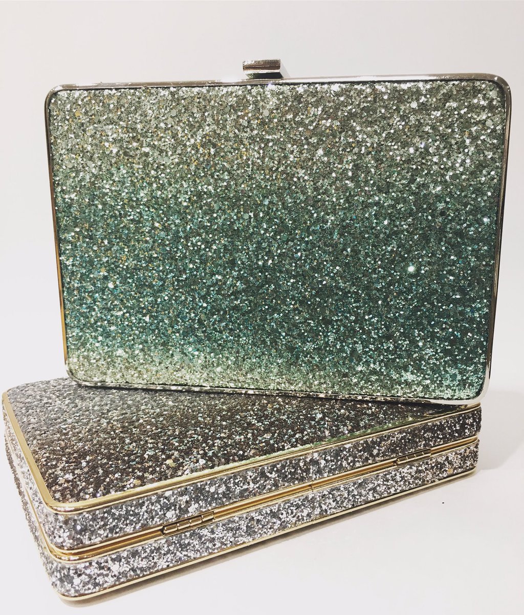 MareComplemento's tweet photo. Nuevas carteras de fiesta 😍😍😍 #marecomplementos #laimportanciadelosdetalles #newcollection https://t.co/O3nTZRUVoU