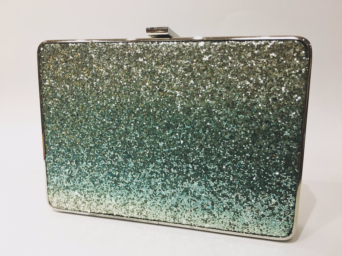 MareComplemento's tweet photo. Nuevas carteras de fiesta 😍😍😍 #marecomplementos #laimportanciadelosdetalles #newcollection https://t.co/O3nTZRUVoU