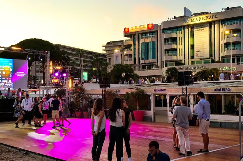 DutchDigital's tweet photo. We're co-initiating the 3rd #EmbassyofDutchCreativity at #CannesLions. Want to join as Ambassador or Partner? See: https://t.co/rR2b8Xoym9 https://t.co/znkSGFLZKr