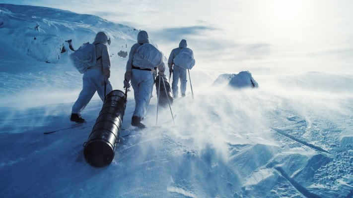 Cineehistoria's tweet photo. Magnífica serie histórica noruega sobre el programa nuclear nazi y la operación Telemark #OperacionTelemark https://t.co/jqowkZn0En https://t.co/WhFE02wULk