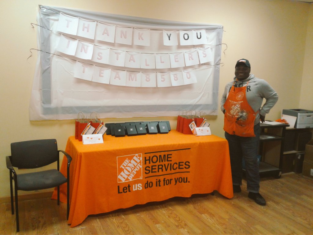 shayrellc's tweet photo. Ready to show our β‘ & thanks to Service Providers & Installers for their hands in #Team8580's success. #InstallerAppreciation @kutt625 https://t.co/U6BAESCnwq