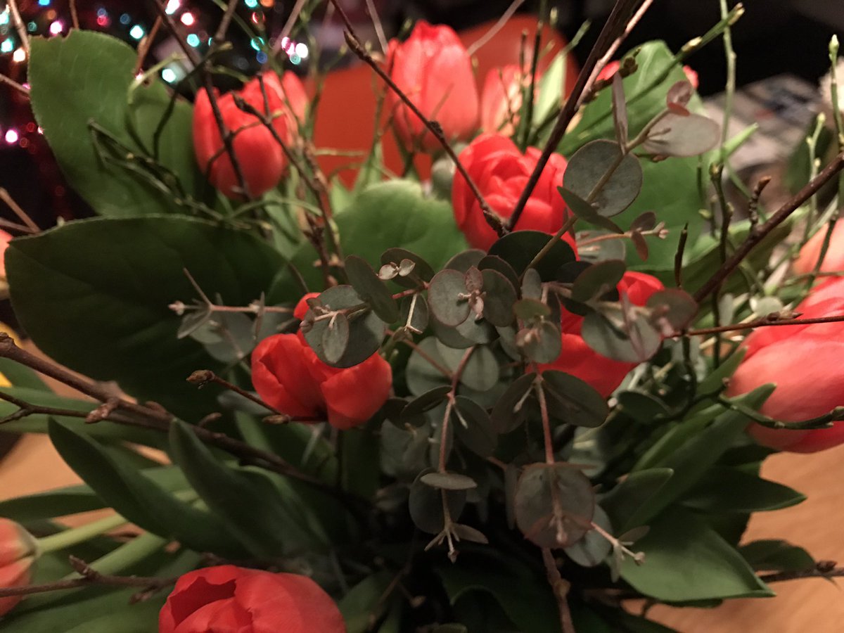 Dank jullie wel, lieve mensen van <a href="/BloemenPetersen/">Bloemen Petersen</a>
