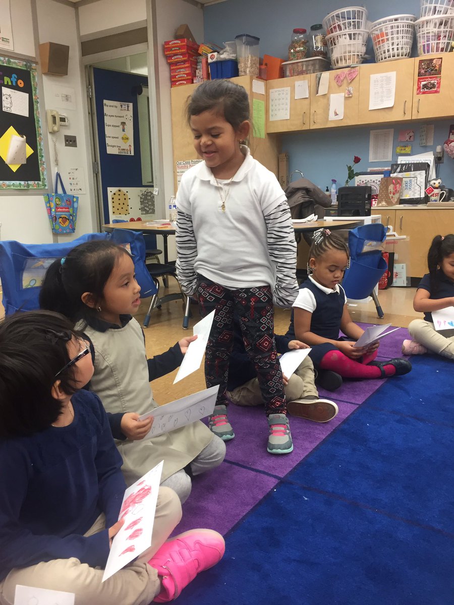 MsLibsPreK's tweet photo. Making and exchanging friendship bracelets in #PreK to celebrate Valentine's Day! #ece #ecelove #lakelandpride #valentinesday https://t.co/wiZat130Yq