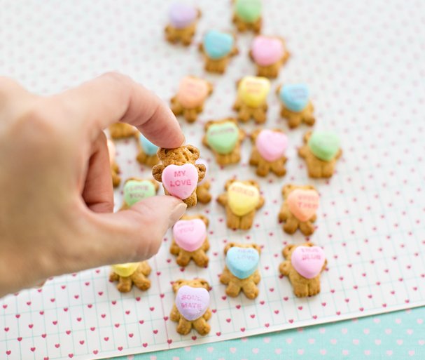 ProjectCS_'s tweet image. Happy Valentines day, never stop loving! 
Photo from @hell0Wonderful