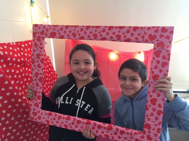 SizemoreGreen's tweet photo. Happy Valentine's Day from some of our Serena Hills Superstars!!
@SerenaHills_161 https://t.co/4TpnQesJpE