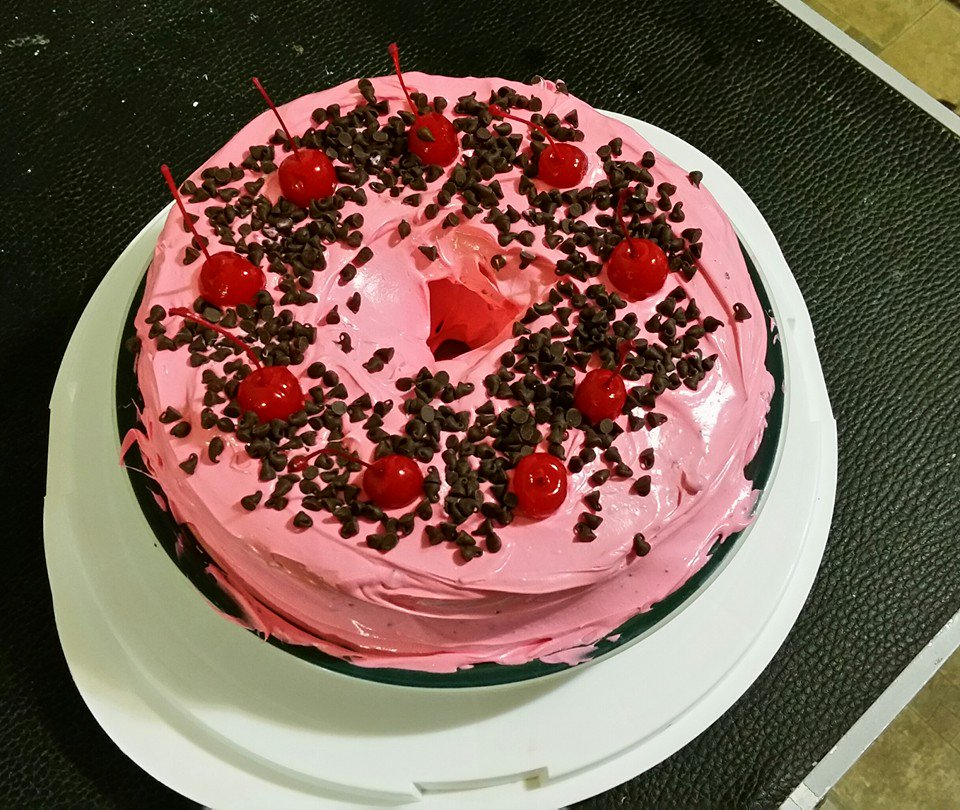 soapboxgirl's tweet image. @NJHomeBakerBill Happy Valentine's Day #ALLYOUKNEADISLOVENJ #njhomebakersbill2017