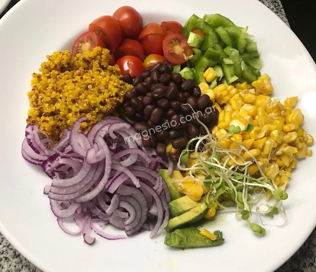 magnesiocomar's tweet photo. Ensalada Vegana de Quinoa y Porotos Aduki -> https://t.co/Q6Ksi6PtSL #magnesio #vegansalad #quinoasalad https://t.co/Sf0MdLQmYo