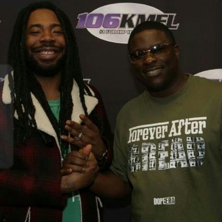 luxurytax8's tweet photo. Representin my nephew @MistahFAB #dopeera with @BIGBABYDRAM today at @106KMEL #westernunionviplounge #sf #bigbabydram #106kmel https://t.co/wfoDxVtbjw