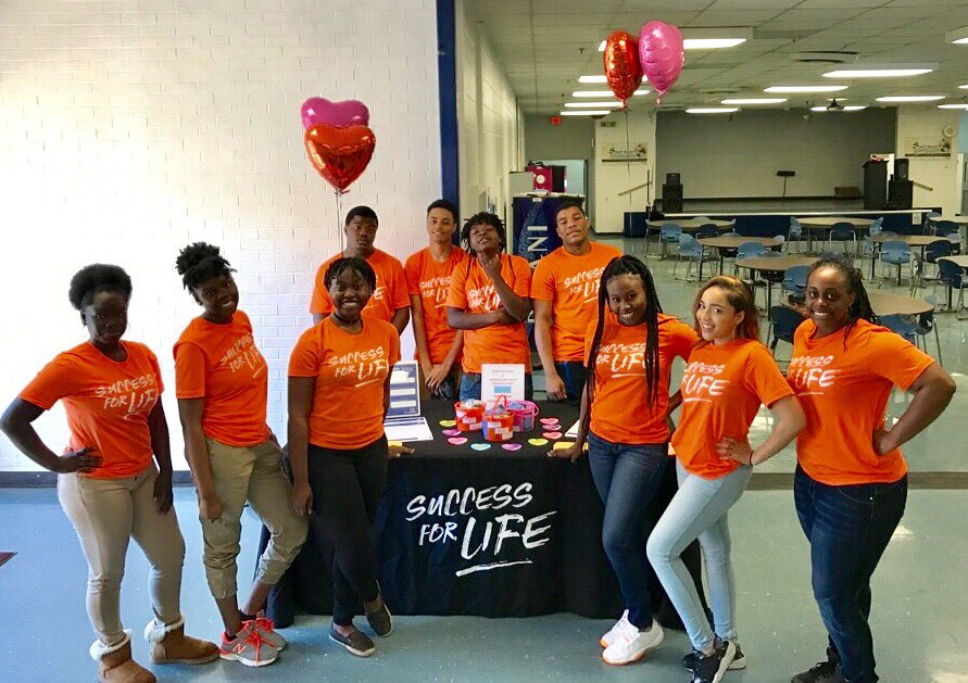 FWOCGA's tweet image. We wear #orange4love to take a stand against teen dating violence &amp;amp; abuse!  #RespectWeek2017 #teenDVmonth #TDVAM #successforlife