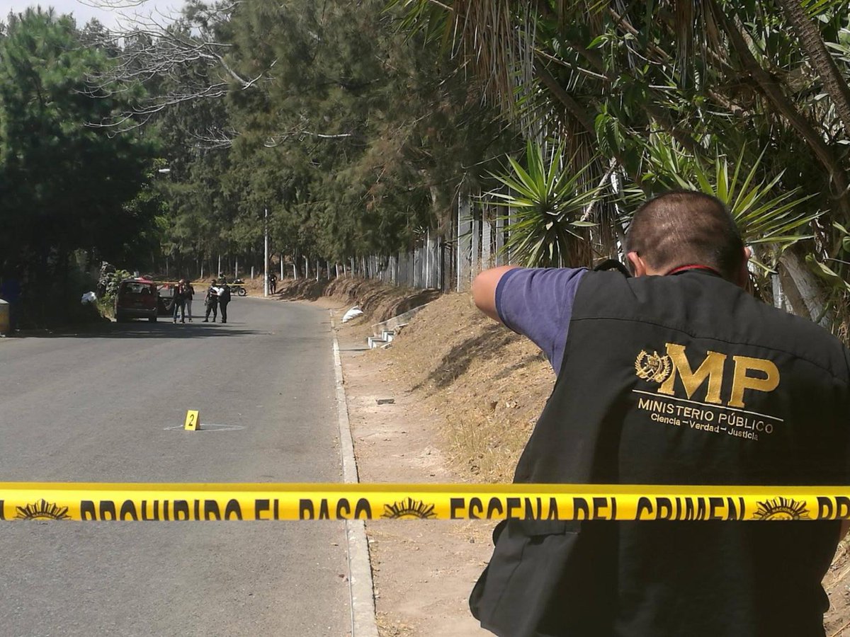 soy_502's tweet photo. #SeguridadGT La muerte viaja en taxi: cinco casos violentos se registraron hoy https://t.co/klqPflk5r0 https://t.co/W3hiXkmGNT