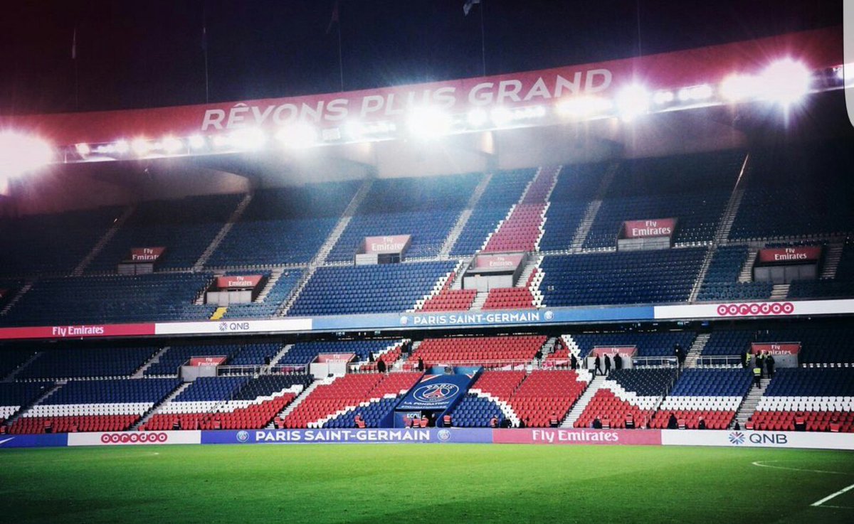 MarieLaureDelie's tweet photo. Merci Paris ❤💙 MAGNIFIQUE 😍 Fière d'être Parisienne #RêvonsPlusGrand #ParisEstMagique https://t.co/BvIP3uJenO