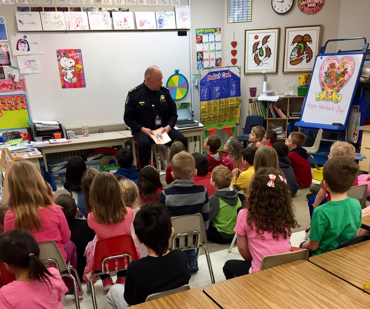 Proud to be at WH Ford School this morning to chat with students "For the Love of Literacy" on Valentine's Day! #readingandsafetytips