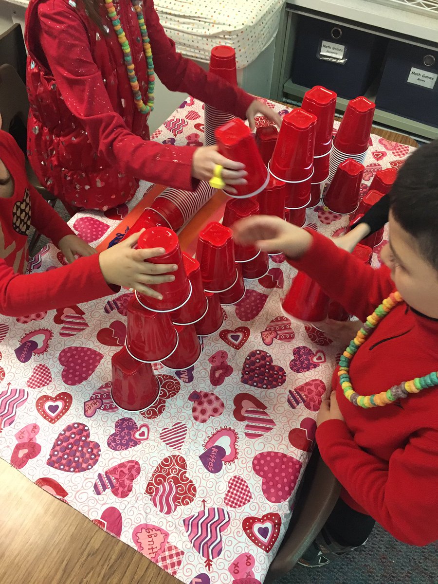 kimknysz's tweet photo. Celebrating 100s day by using 100 cups and seeing how high we can build our structures! Team work and #STEM at its best! @WLETigers https://t.co/cYXFAhuuPQ