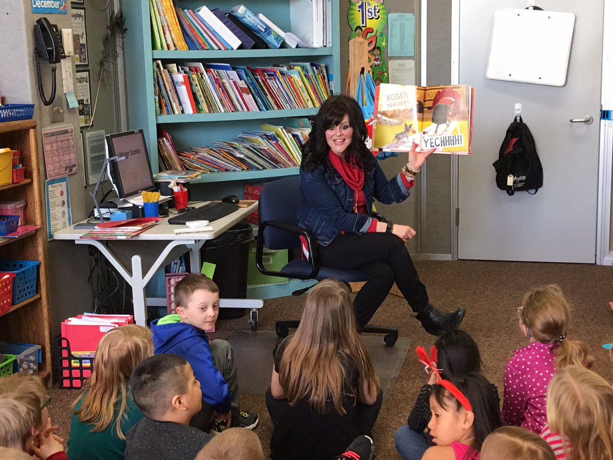 AsfeldSandy's tweet image. Thanks Malea Bergeson! We loved your Valentine story! #cselovestoread #cse2028 #cserocori #csestrong