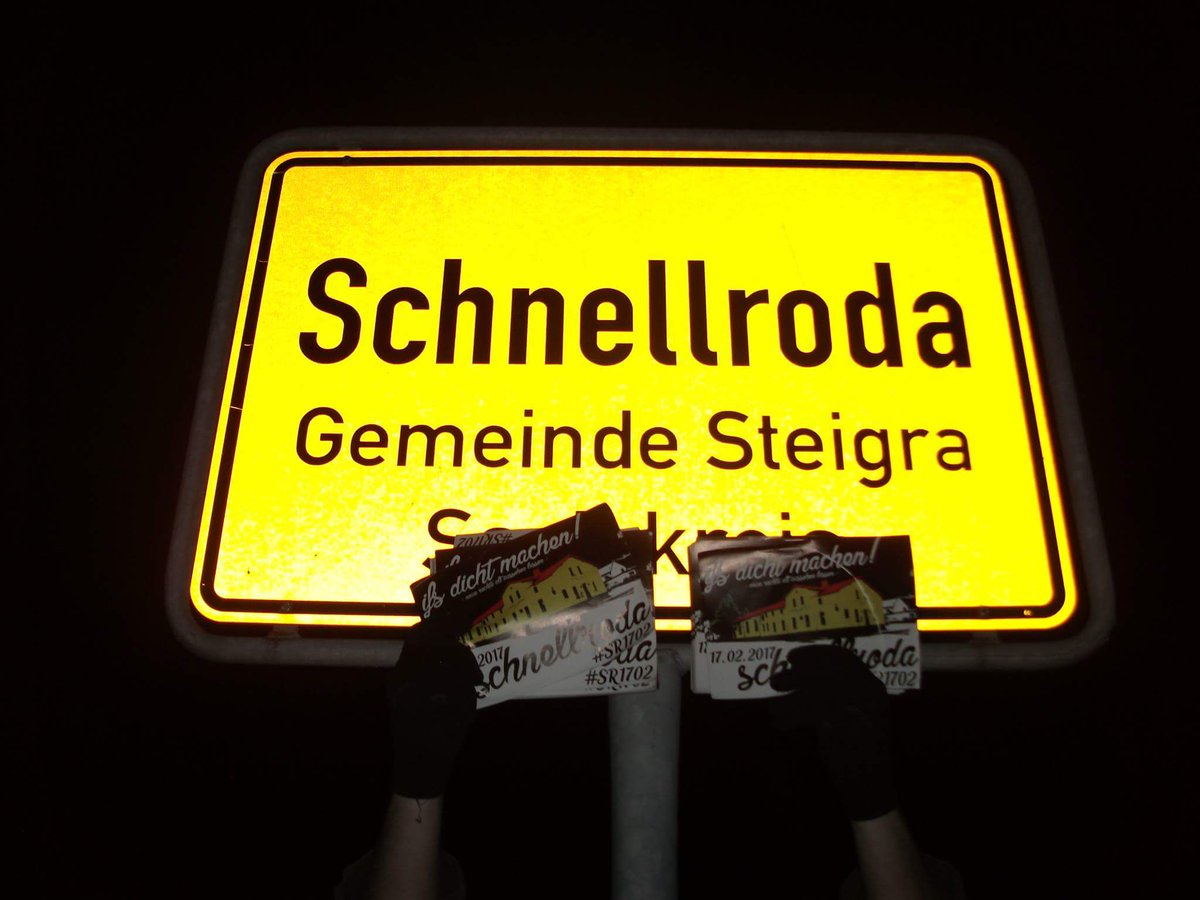Schnellroda161's tweet photo. Antifa bleibt Landarbeit!
#sr1702 #schnellroda #ifsdichtmachen https://t.co/DyyvamoKuD
