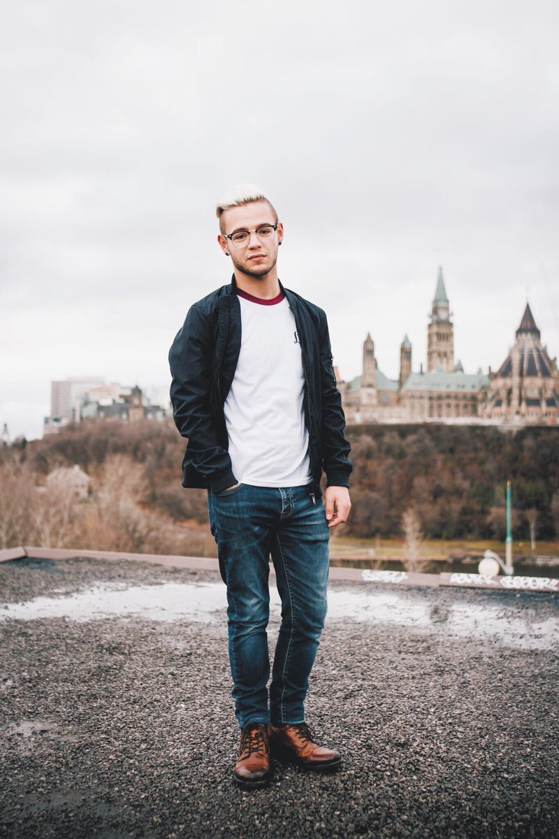 balancedOttawa's tweet photo. The end is near. Today is the FINAL day for you to purchase Balance apparel ever. 💚 #LiveBalance #FairWellBalance https://t.co/7qv2YY5Eiv