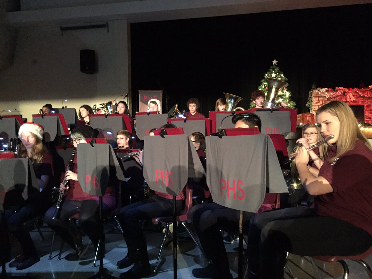 PHSMusicRocks's tweet photo. #phswinterspirit Intermediate Band at Sounds is the Season https://t.co/Q3m3Kfwbj4