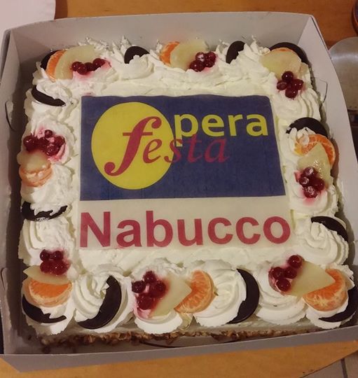 Eerste repetitie van Nabucco. We begonnen met taart !