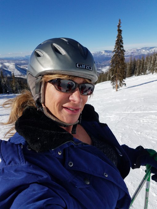 Omg..what a beautiful day! Perfect Valentines Day.. Aspen. Blue sky, sun...snow! https://t.co/ytVmac<a href="/tag/femdom"class="tags"><span>#femdom</span></a><a href="/tag/fantasy"class="tags"><span>#fantasy</span></a><a href="/tag/sessions"class="tags"><span>#sessions</span></a>