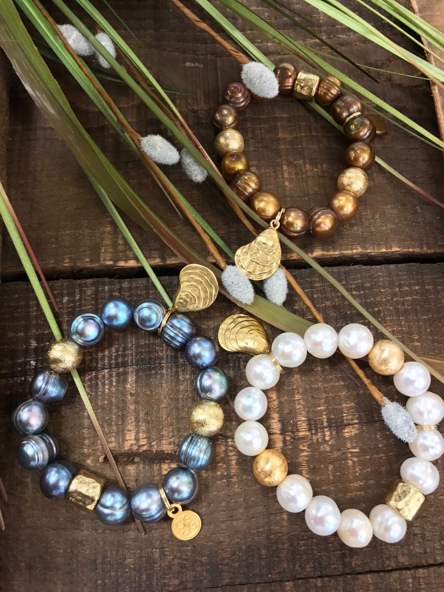 CarolinaGirlsSC's tweet photo. The epitome of southern style with the oyster bracelet by Grace Elliott Designs. Shop the collection at Carolina Girls! #shopCG #shoplocal https://t.co/P7gCivxxqX