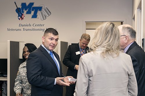 MTSUNews's tweet image. The new @MTVetCenter’s #TransitioningHome office will help match #studentveterans with employers! Learn more: ow.ly/yXgd3090J71