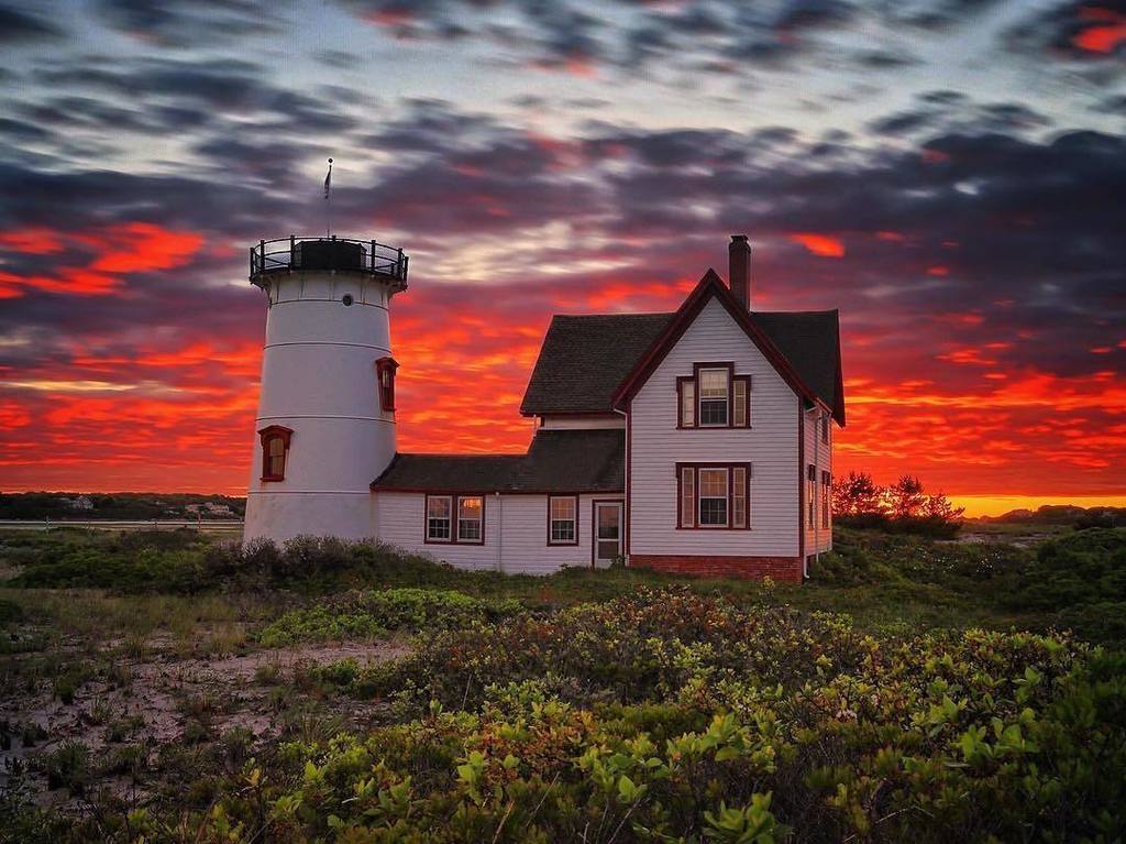 CapeCodInsta's tweet photo. Views of Stage Harbor Light in Chatham
・
Courtesy of @honoryourrhythm
・
Tag us in your #Ca… https://t.co/UIedDAHHx8 https://t.co/b98JmTcMZV