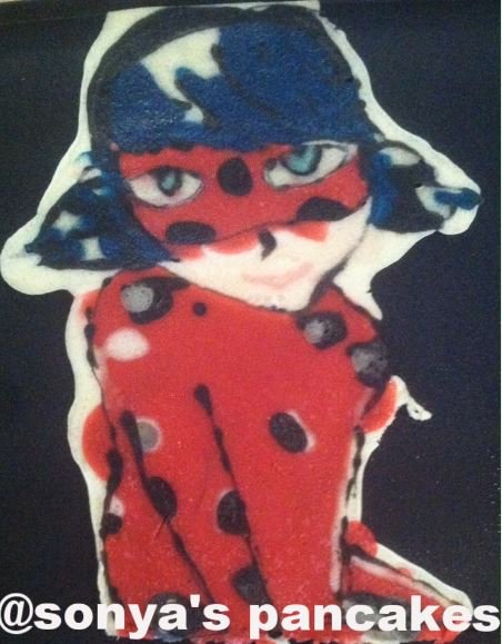 SonyasPancakes's tweet photo. #miraculousladybug #pancakeart by @SonyasPancakes #miraculousfanart #miraculousvalentine #ladybugartwork #ladybugcatnoir #miraculous 🐞🐞🐞 https://t.co/1LBsf7AePe