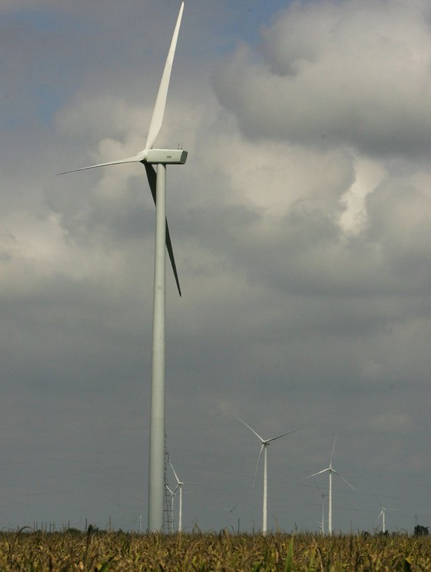 JohnCFunk's tweet photo. #GreenEnergy standards in Ohio will be challenged, again: https://t.co/1Sj0MFUIl2 https://t.co/vA2Wd0Gwa1