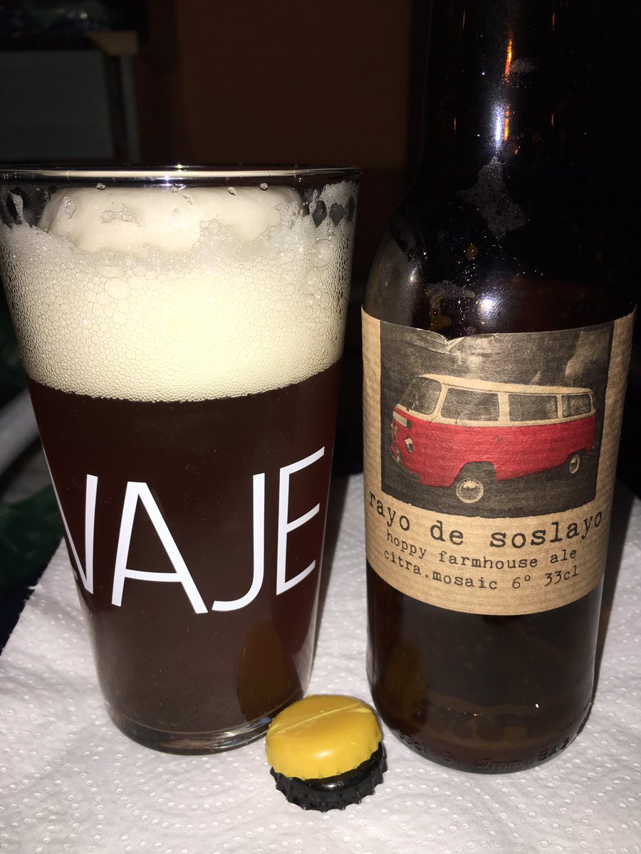 Rubengzamora's tweet photo. 2 🍺#7days7beers  una Rayo de Soslayo , hoppy farmhouse ale citra mosaic , de mi ciudad , muy rica #barbasbeerproject https://t.co/e3zNk9VMQr
