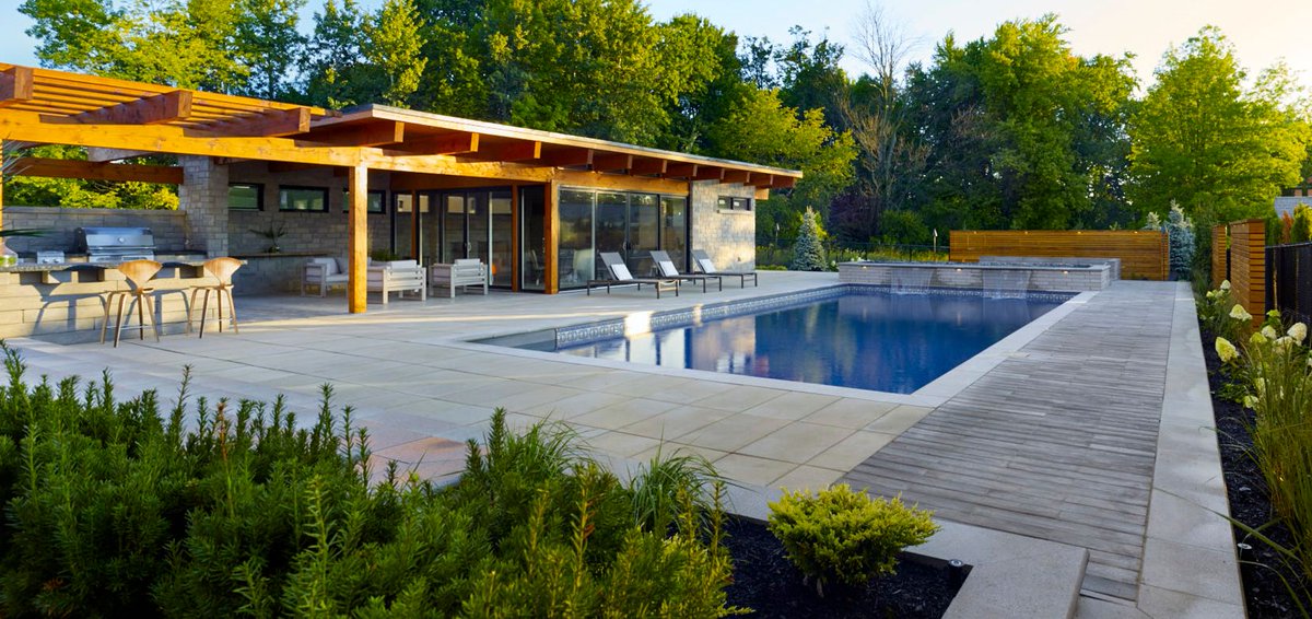 techobloc's tweet image. Contractor Showcase 2017 reveal! Attend a show near you and see the construction step by step!  buff.ly/2kSnpXf