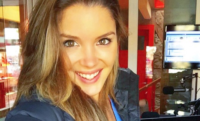 FMDOS's tweet photo. #AmorFMDOS Catalina Vallejos celebra el Día del amor con una romántica sesión de fotos en pareja 💕 https://t.co/U7XB29xSjV https://t.co/Oh7ayo9RXp