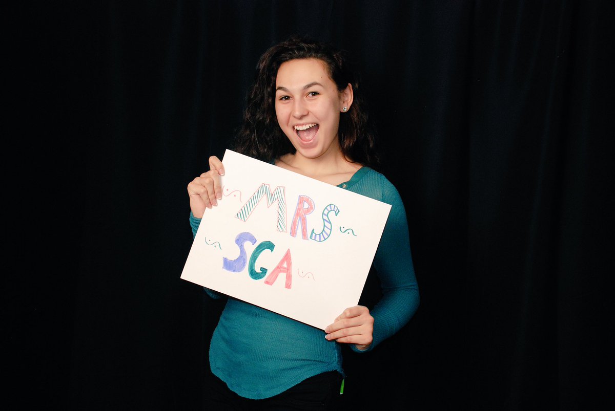 MVHS2018's tweet photo. Don't miss Cinnamon at Miss Personality on Thursday at 6:30pm. Get your ticket at lunch for $5 or at the door for $7. Be there. https://t.co/zAiGawkvyk