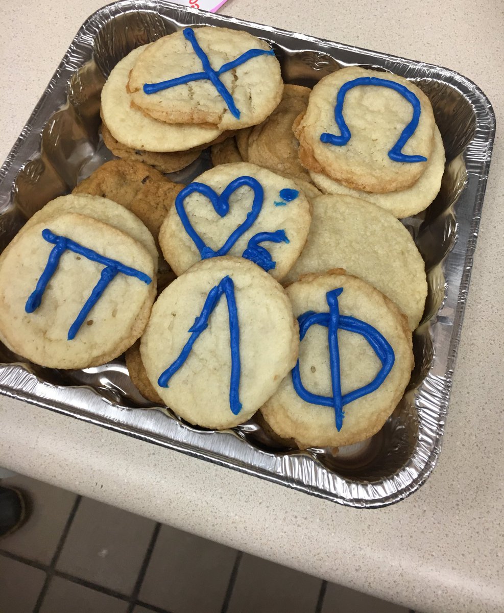 VTPiLambdaPhi's tweet image. Thank you @VTChiOmega for the cookies!!