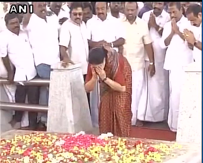 View image on Twitter