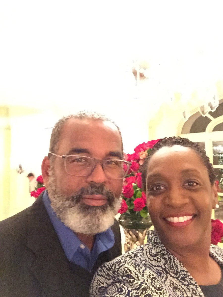 Happy Valentine's Day with my love from the Langham Hotel❤️❤️