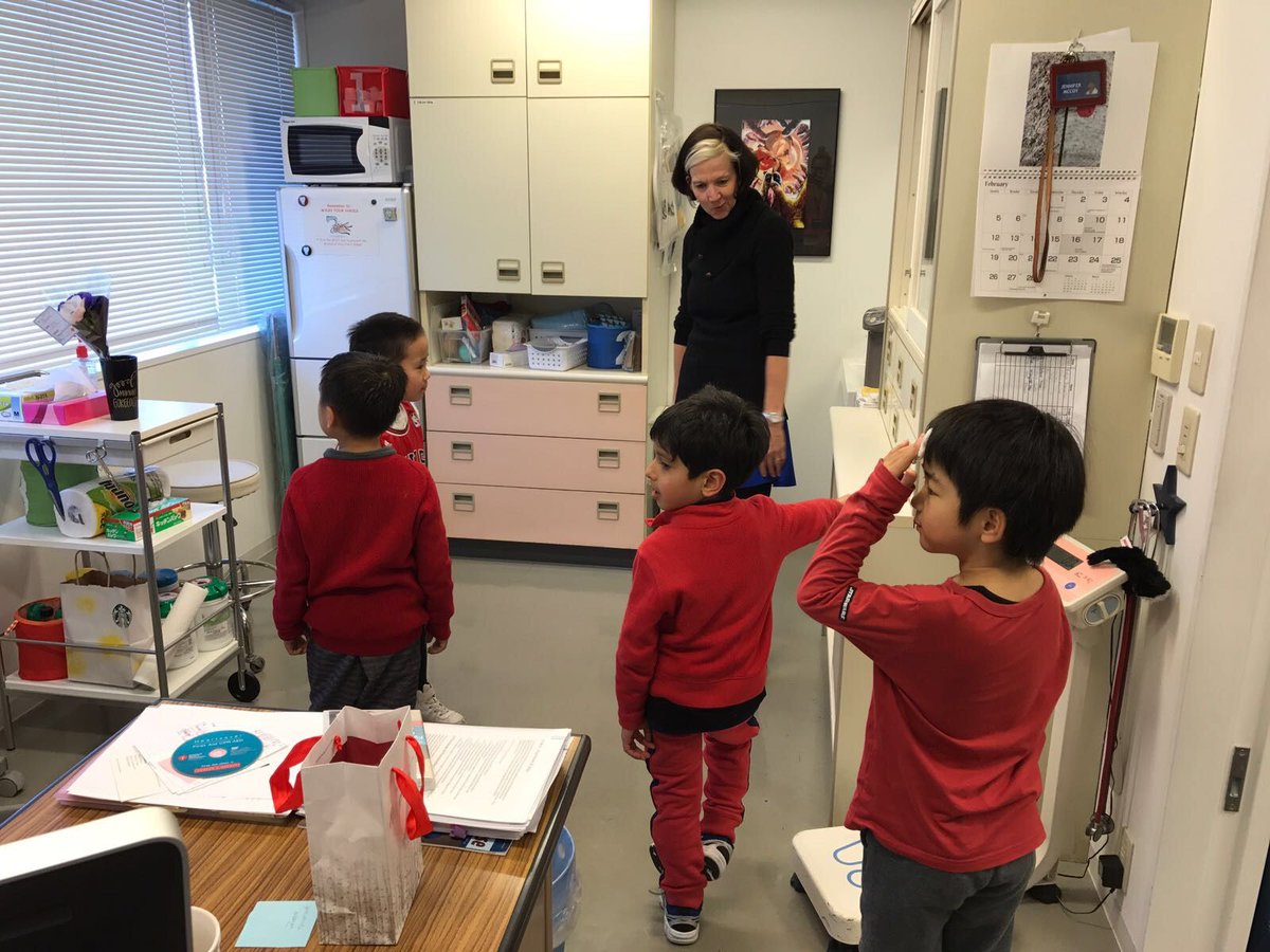 StMarysTokyo's tweet photo. Sometimes we need a little help - and Nurse McCoy helps us all the time! #schoolnurse #alwayshelping #bandaidplease https://t.co/j2A5YBwJjK