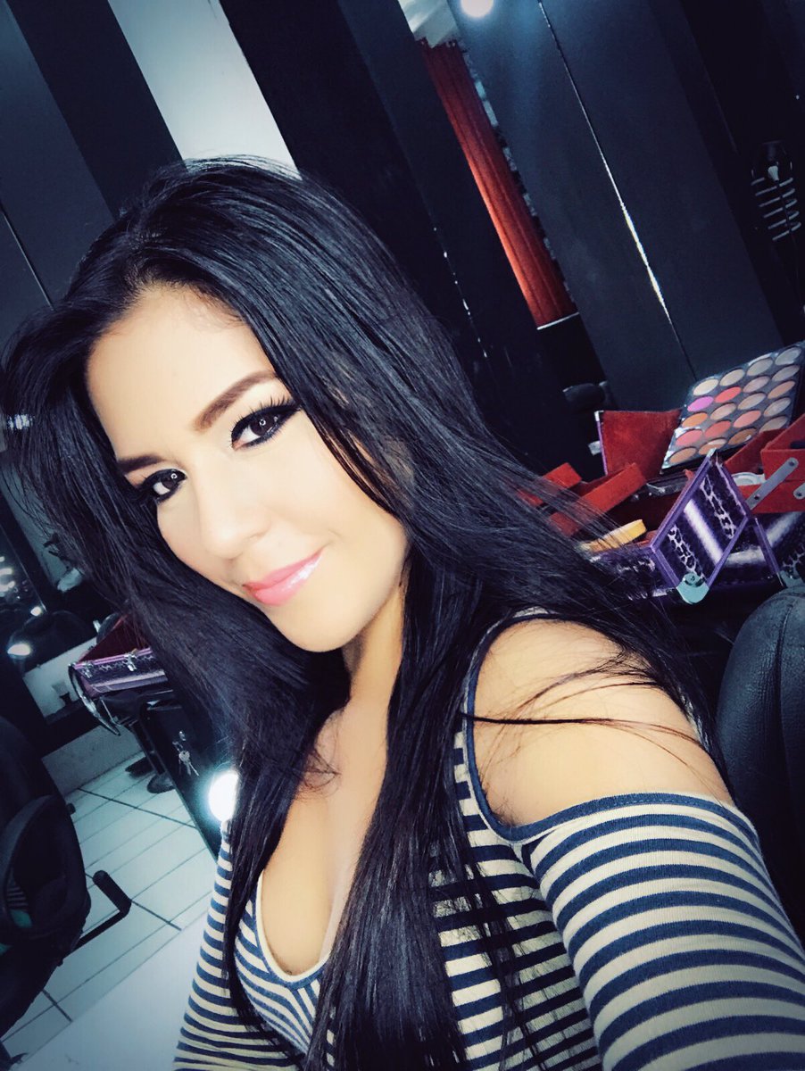 AndreaEGA4's tweet photo. Gracias por este maravilloso día mi Dios❤️️aunque no pasaste junto a nosotras siempre te tenemos presente•AJMJ•AEMG•AEGA•@joseandresm7 TeAMO https://t.co/0c4881mw5J