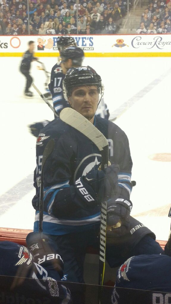 sliceolice's tweet photo. Sure would love to treat @markscheifele55 #sliceolice #wpgjets #officialjetslicelady https://t.co/S4mx6TAPKW
