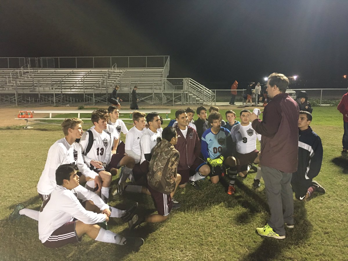 cclondonpirates's tweet photo. Congrats to London Boys soccer team on making history tonight!Beat Beeville 7-1! 1st District game/1st District Win!! https://t.co/tOi278X6yK