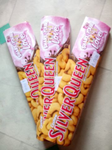 Yeee dapet coklat dari kesayangan hihi maacih sayang wkwkkw

<a href="/DA3_Rafly/">Muh.Rafly Heriawan</a> 
#BismillahRaflykeJKT
