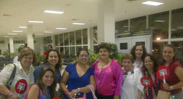 ChongoSarai's tweet photo. Celebremos el valor de la amistad @ruthpensa @gloria_ramosa @Arely_Madrid @fabyruiz2 las quiero amigas bendiciones 😘 #HappyValent https://t.co/KCV6ve7un3