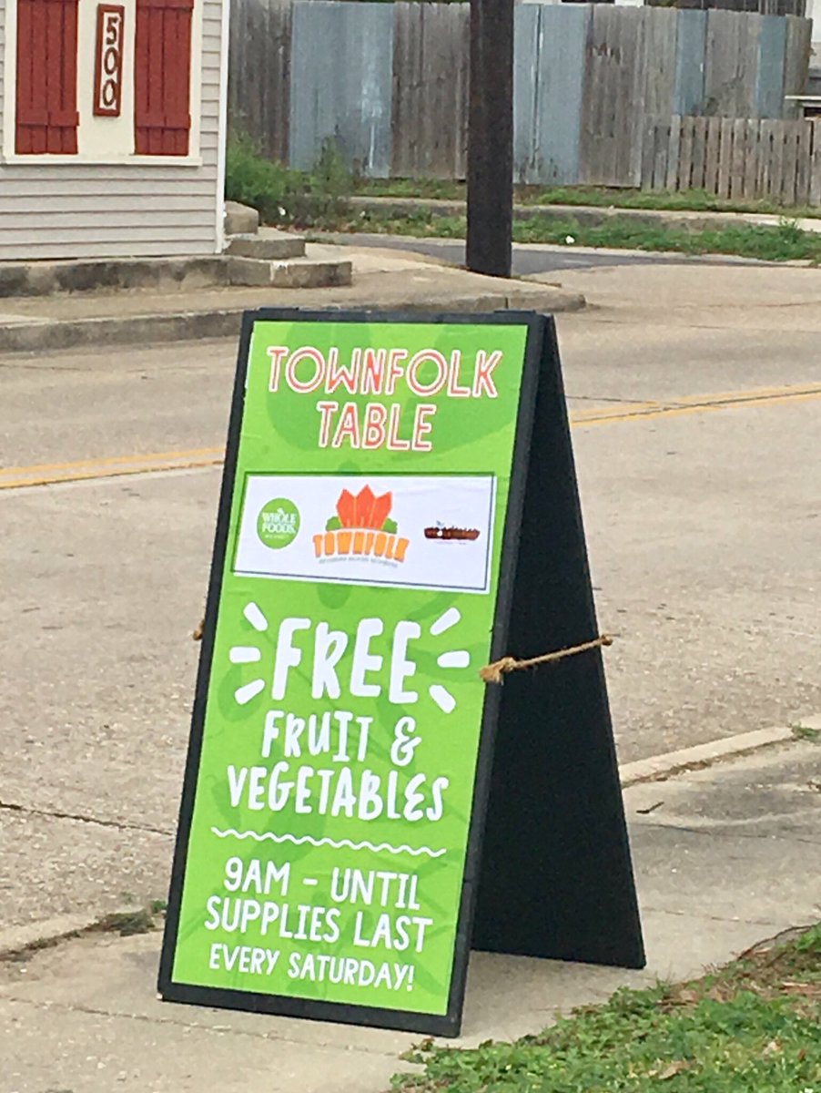 TownFolkInc's tweet photo. Sign up to volunteer for TownFolk Table ( https://t.co/DI3yrMsE1h ) on @SignUpDotCom today! https://t.co/H3aJ8clroh