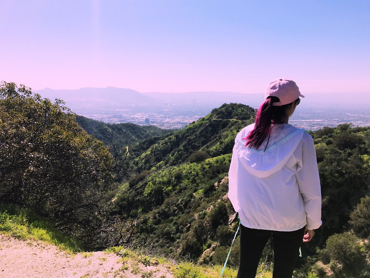 megannicole's tweet photo. And I think to myself what a wonderful world. https://t.co/WT9XKKI9u9
