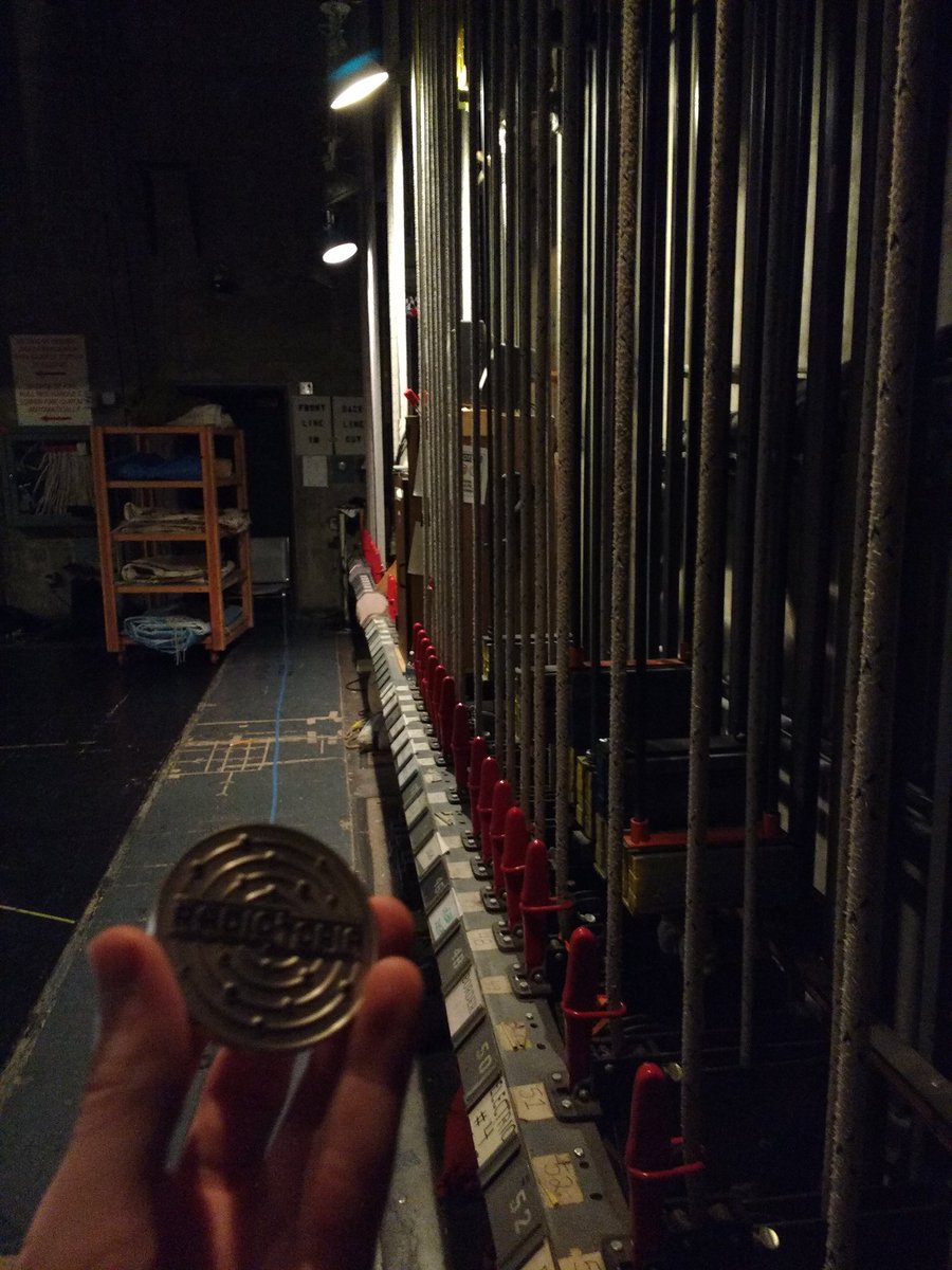 CAReverseWOT's tweet photo. #coincheck in the theatre @radiotopia @99piorg @romanmars https://t.co/MTuRlmuOHx