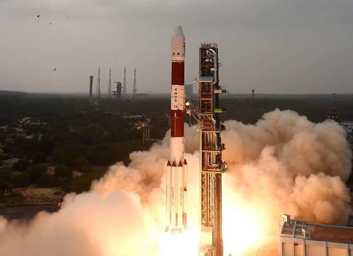  [Inde] Lancement PSLV-C37(XL) - CARTOSAT 2D + 104 autres sats de Sriharikota  C4rr27CWMAA5G0P